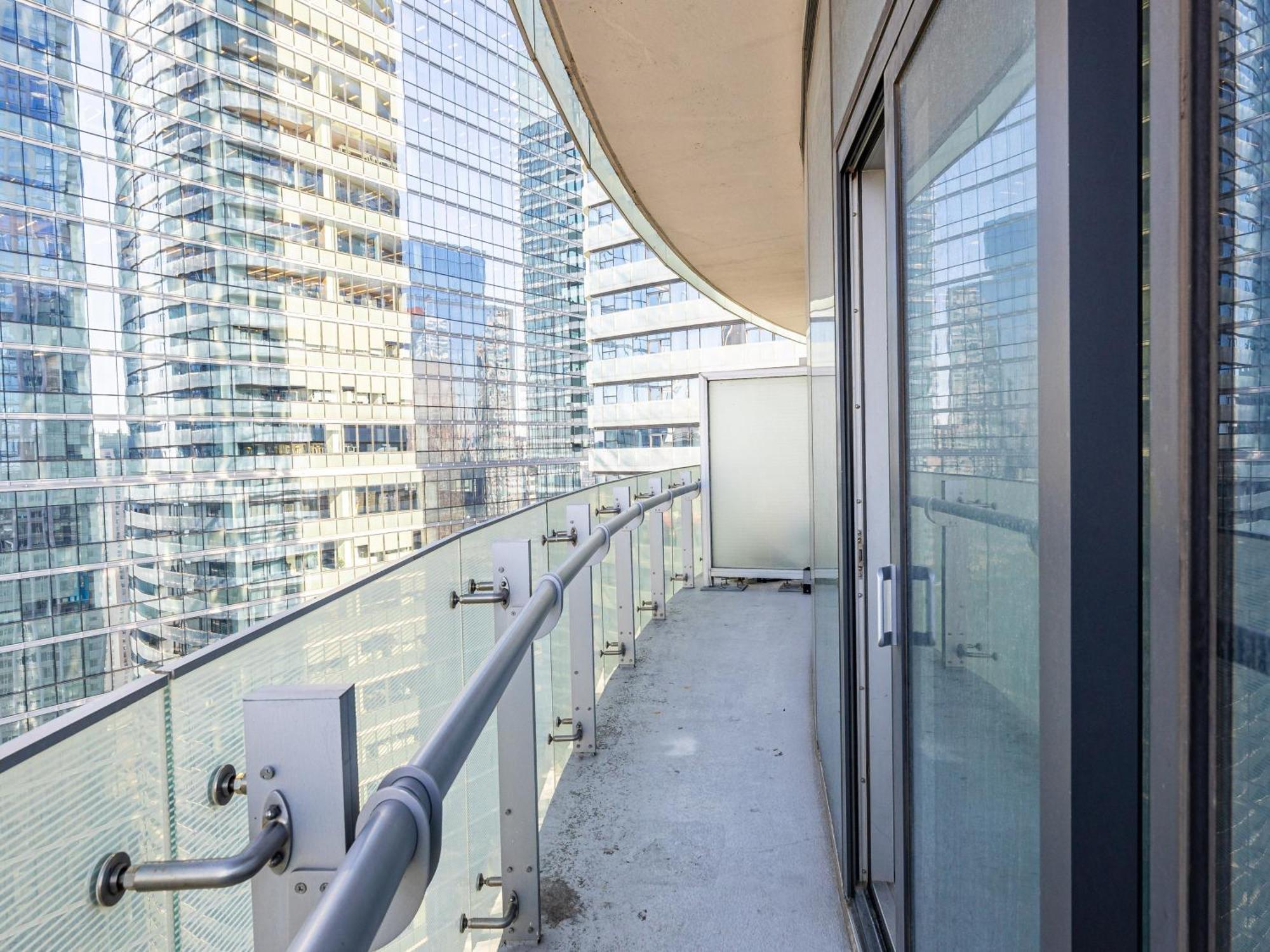 טורונטו Globalstay. Amazing Downtown Apartments מראה חיצוני תמונה